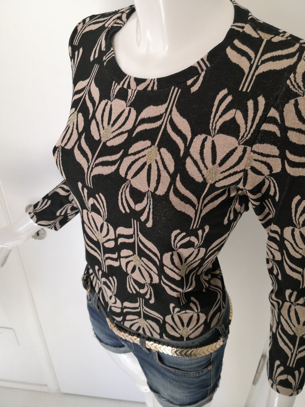 Zara Pullover & Sweatshirts: 🤩ZARA PULLOVER SCHWARZ-GOLD BLUMEN MUSTER NEU – Neu (gemäss Beschreibung) aus Olten von Naja-Twins-Twins 3