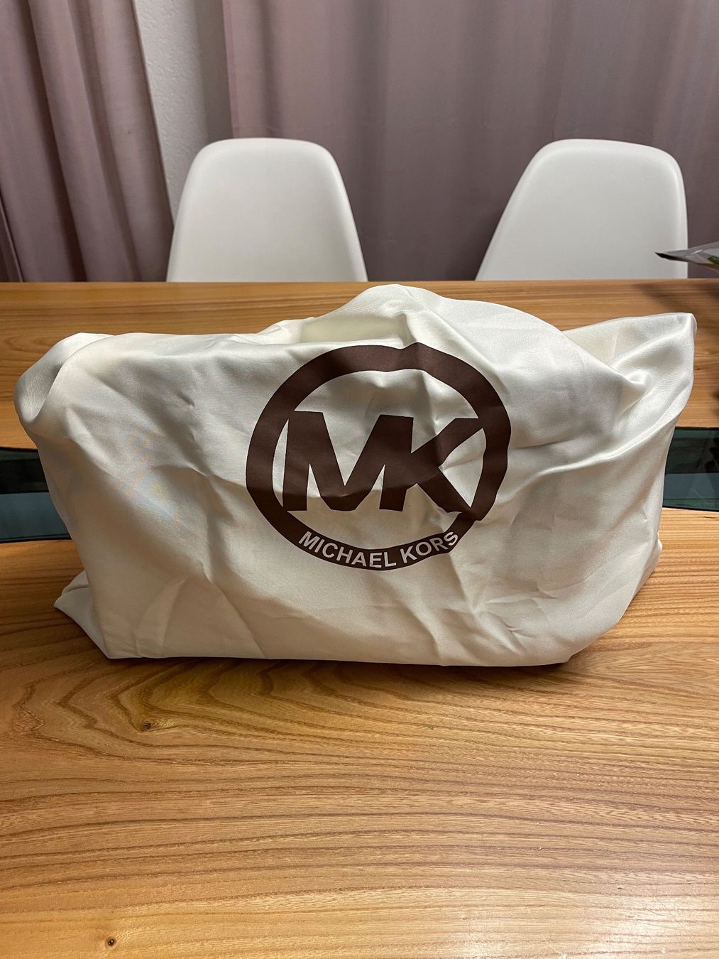 Michael Kors Taschen für Damen: Michael Kors Selma Large Schwarz/Silber – Gebraucht aus Konolfingen von likeacat 8