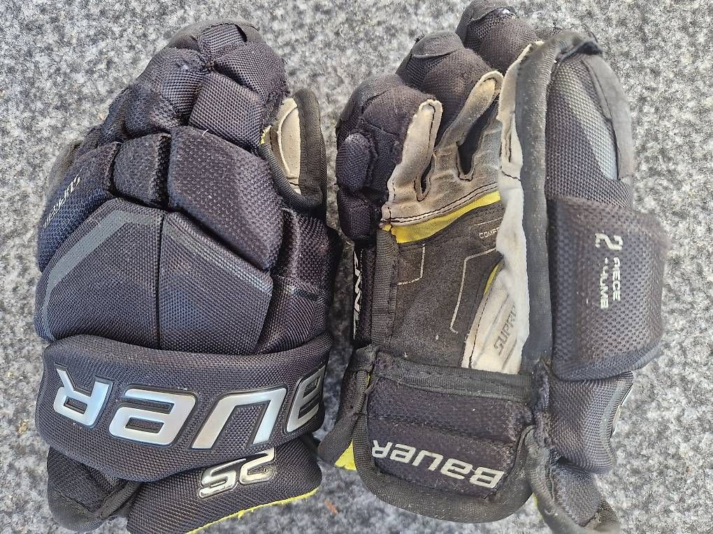 Bauer Gants & mitaines : Hockeyhandschuhe junior – D'occasion à Wangen an der Aare par p.jeker