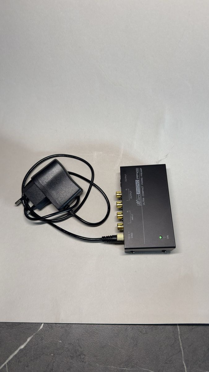 Verstärker: Behringer Micro Phono PP400 – Phono-Vorverstärker – Neu (gemäss Beschreibung) aus Rümlang von vla_9g7d