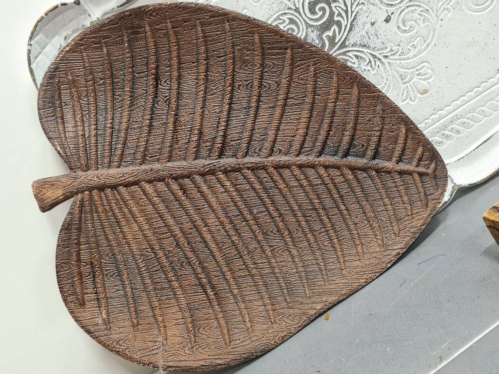 TsoLay Goldfarbenes Tablett Aus Zinklegierung – Luxuriöses Servierblech, 27 X 18 X 8 Cm, Für Kuchen & Snacks