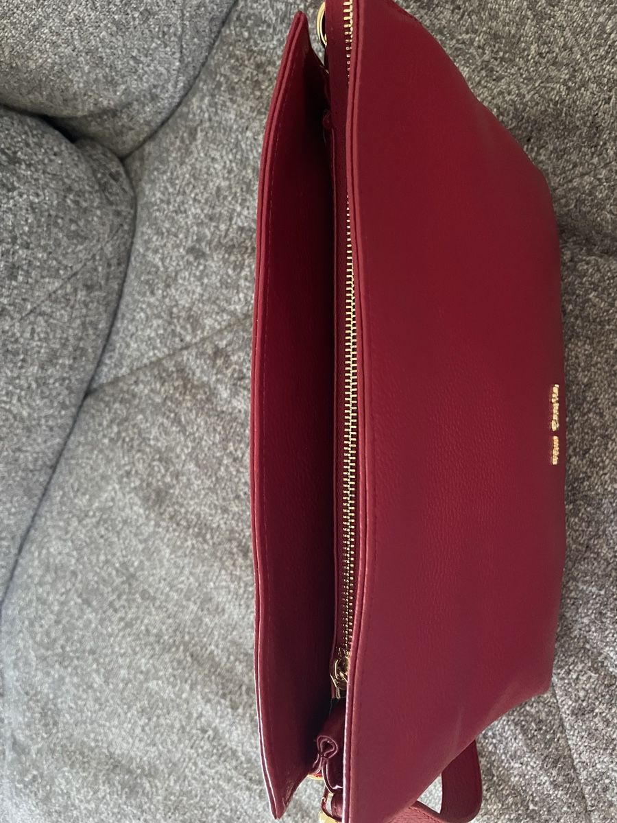 Pierre Cardin Sacs: Sac Pierre Cardin – Neuf (Voir description) à Fully par brunyrac3862 7