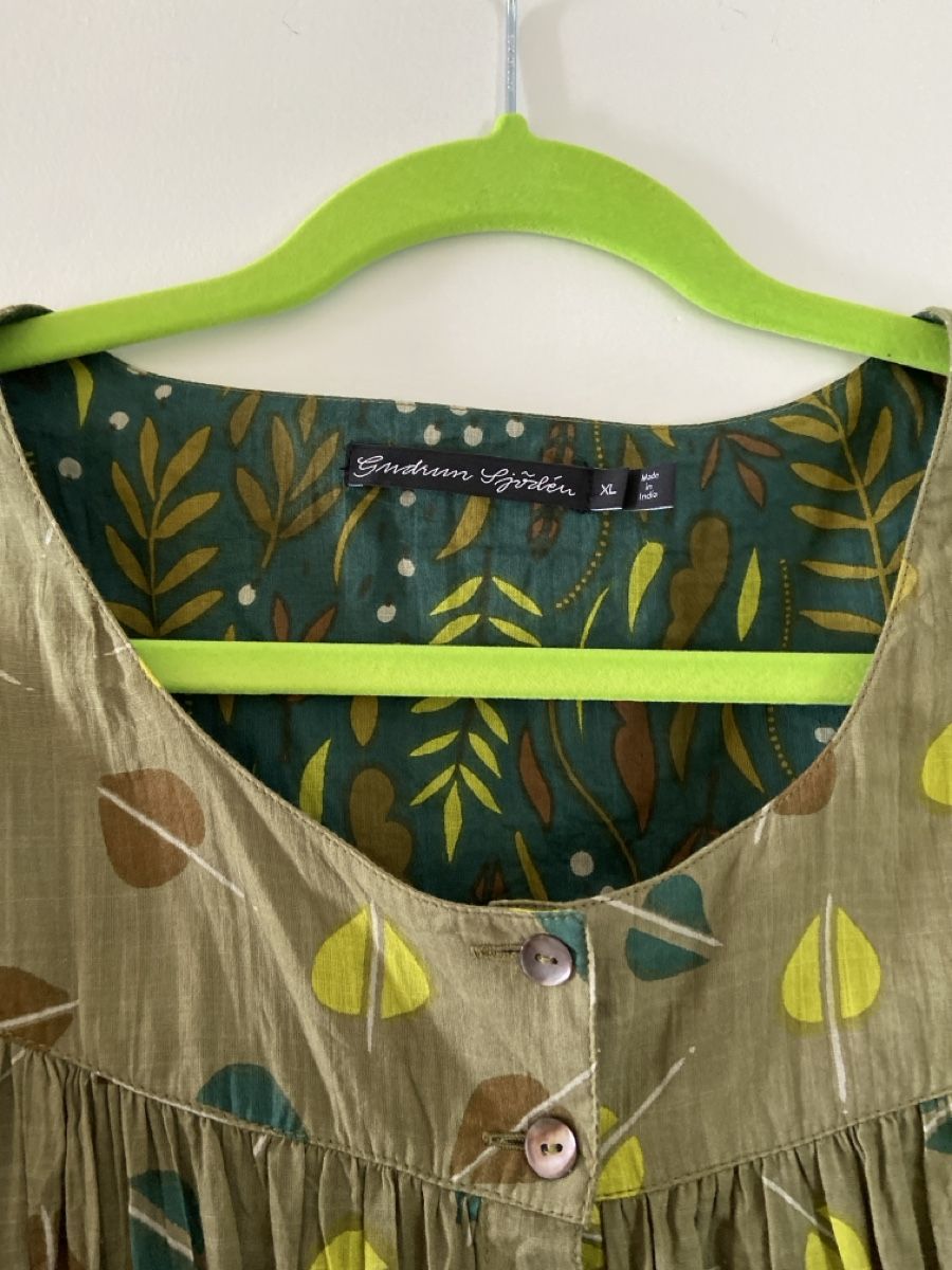 Gudrun Sjöden Camicette: Südwind Bluse, Grösse XXL, Baumwollstoff mit Blattmuster – Nuovo (secondo la descrizione) da Villmergen venduto da Savogin 1