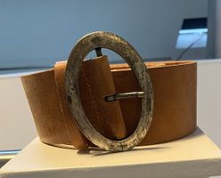 Ceinture en cuir Simple.