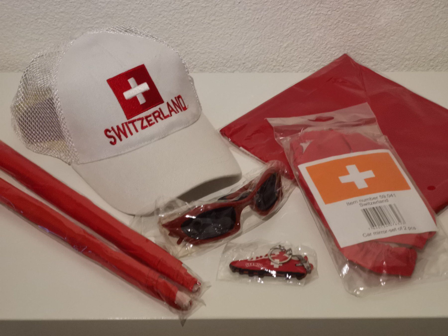 Fahnen: Fanpaket Schweiz – Neu und originalverpackt aus Seewen SZ von pakosshop 1