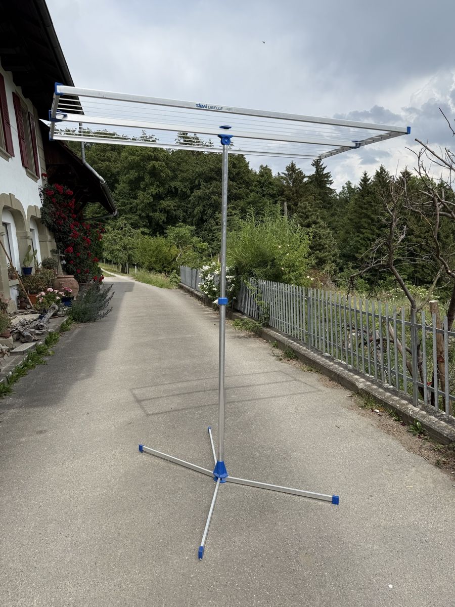 Stewi Stenditoi: STEWI Libelle Wäscheständer  – Usato da Konolfingen venduto da petzipetz