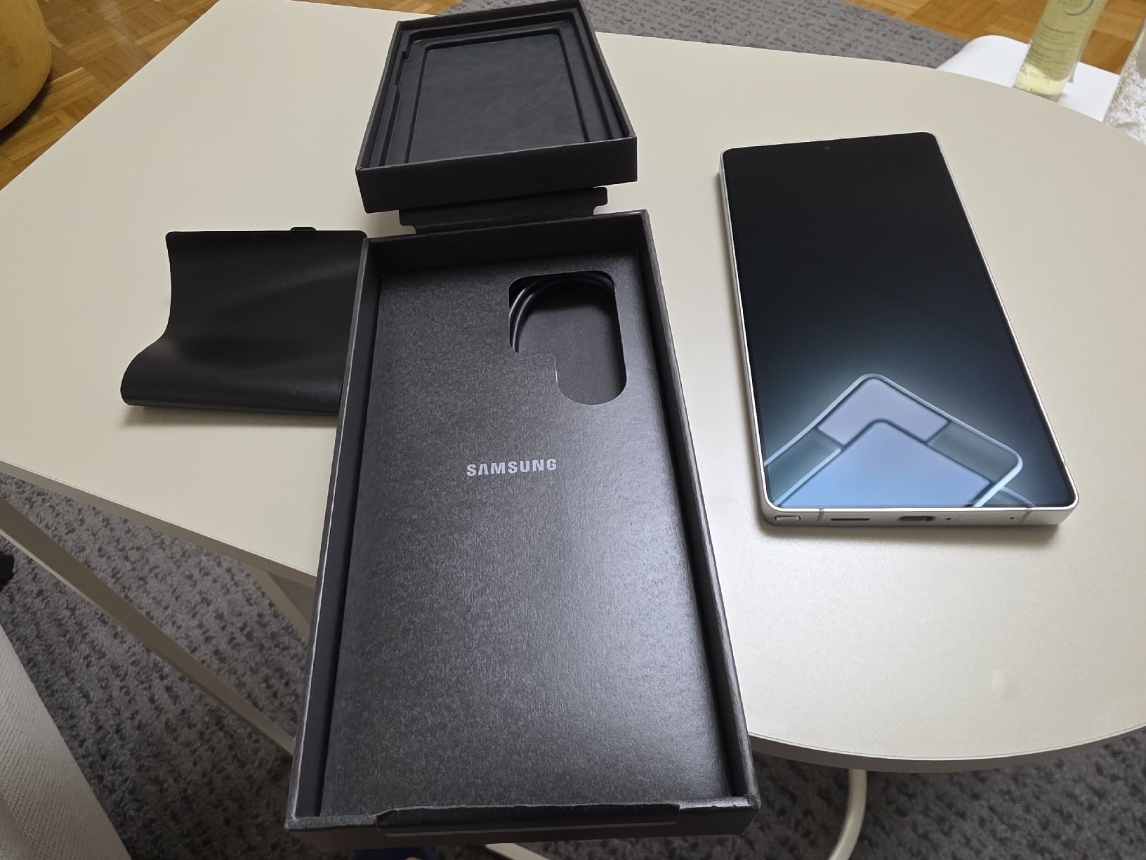 Samsung Handys / Smartphones: Samsung Galaxy S25 Ultra 512Gb – Neu (gemäss Beschreibung) aus Basel von Nora2020 6