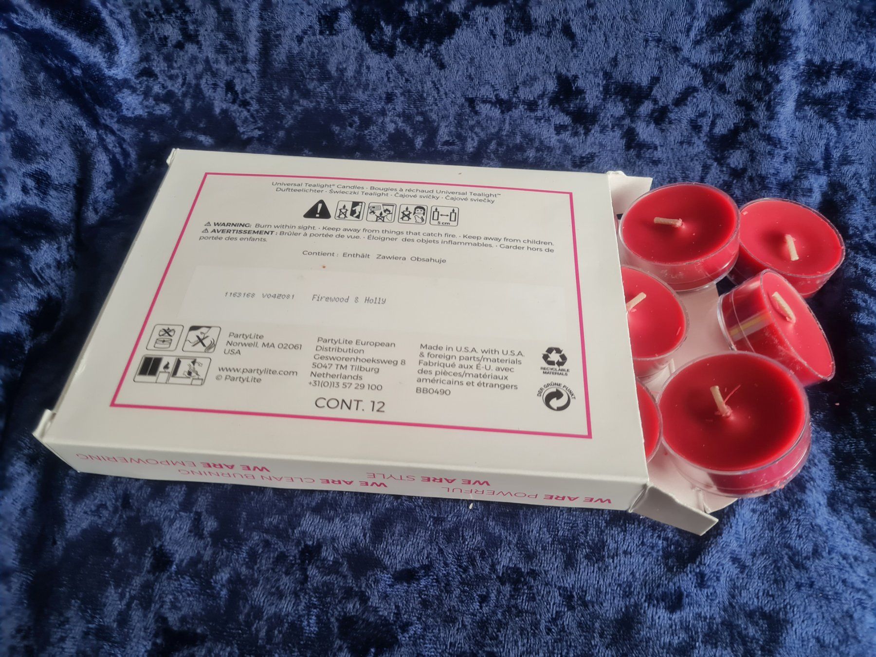 Partylite Candele: PartyLite - 12 Teelichter Firewood + Holly – Nuovo e nell'imballaggio originale da Othmarsingen venduto da Kleibai