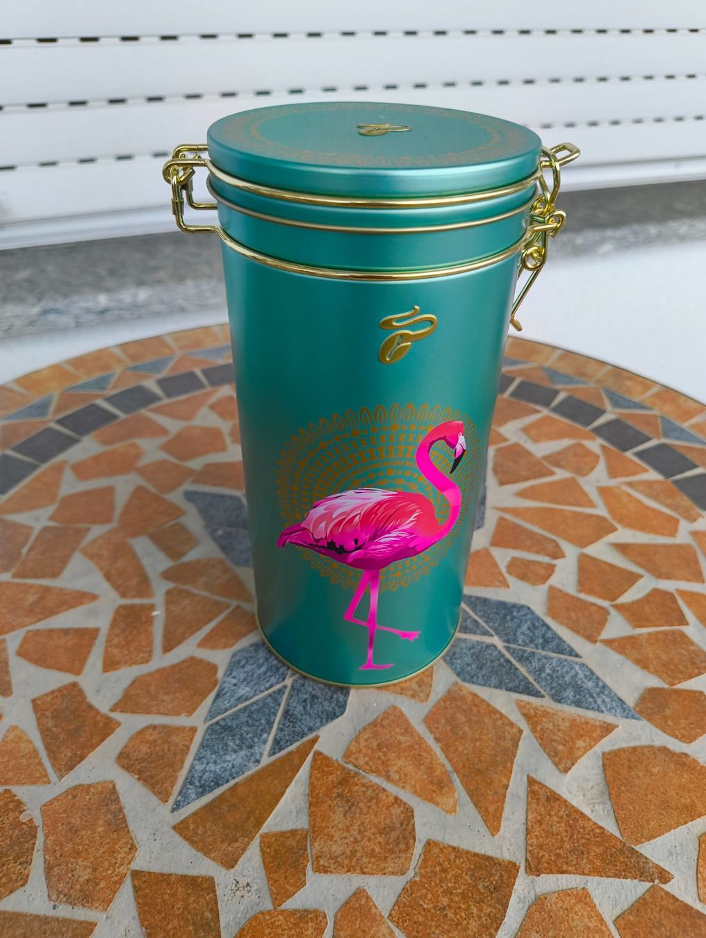 Tutte le decorazioni: Tchibo Kaffeedose mint Flamingo – Nuovo (secondo la descrizione) da Kyburg venduto da mir_8b67