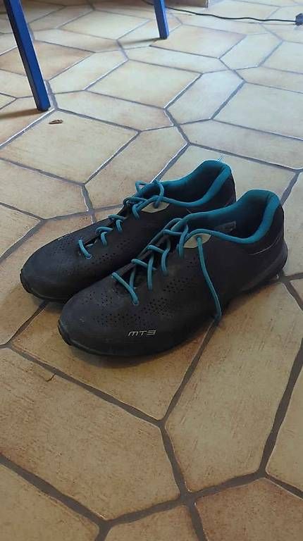 Shimano Scarpe da uomo: Chaussures de VTT Shimano taille 44 – Usato da Ardon venduto da mik_9m56