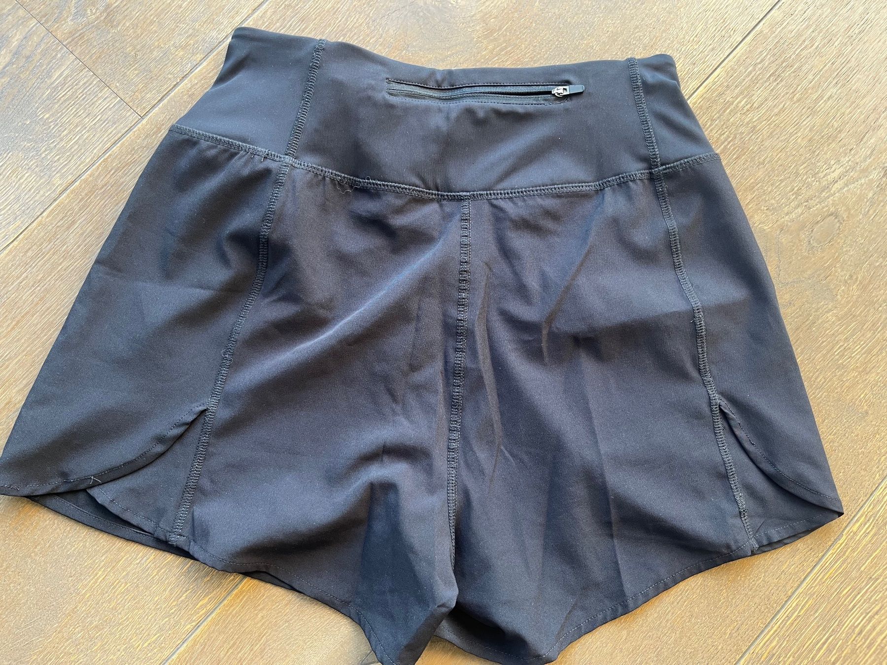 Leggings: Short de sport taille S – D'occasion à Develier par lili_1 2