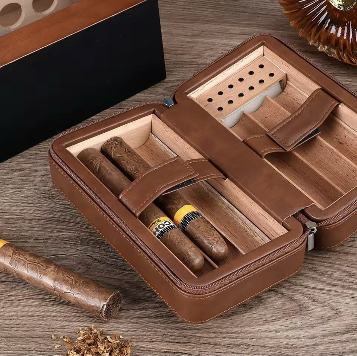 Autres tabacs: Edle Zigarrenetui Braun – Neuf avec emballage d'origine à Flawil par swisstrendshop 2
