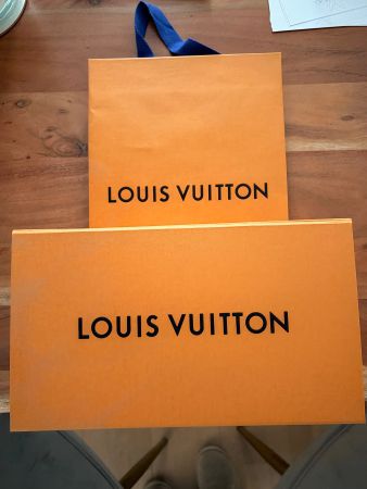Louis Vuitton Box & Papierbag