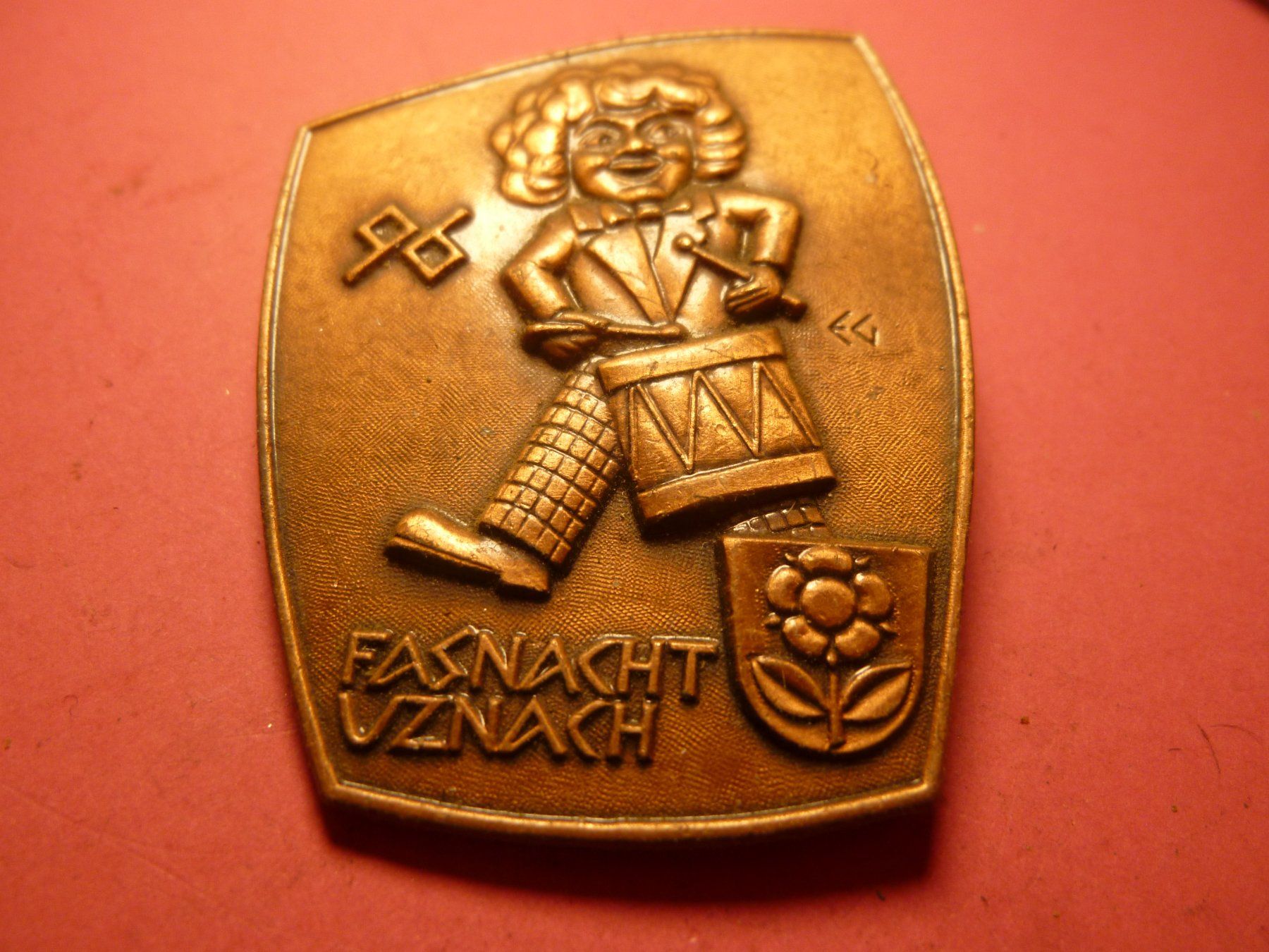 Plaquettes & Badges: UZNACH 1996 BRONZE – D'occasion à Ried (Muotathal) par Mandarin02