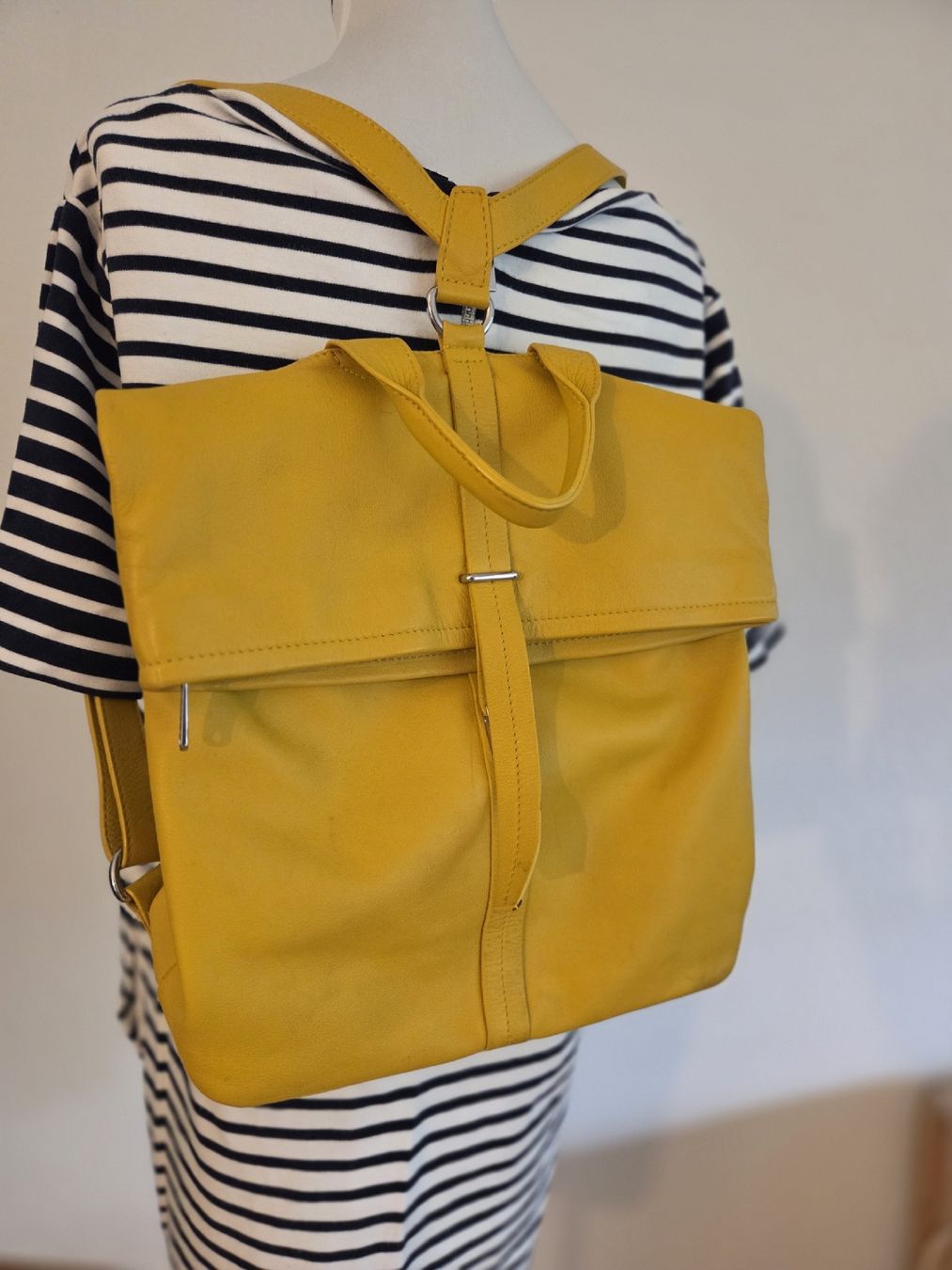 Bree Zaini: Bree Rucksack Leder Gelb – Usato da Hünenberg See venduto da Atsemet