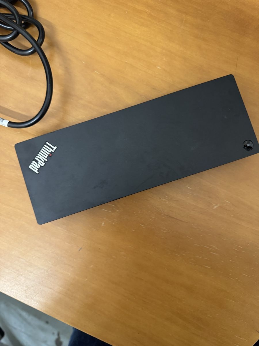 Lenovo Docking station: Lenovo ThinkPad Thunderbolt 3 Dock Gen 2 Type 40AN – Usato da Bern venduto da Chabu07 2