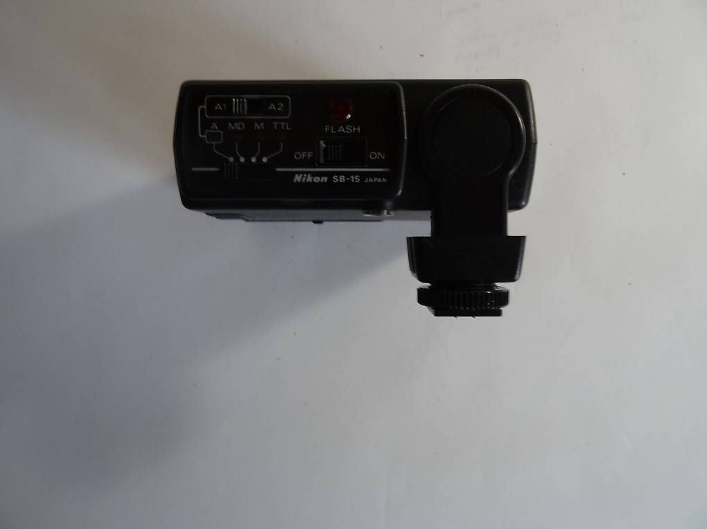 Flash: Nikon Speedlight SB-15 Blitz (gebraucht) – Usato da Hombrechtikon venduto da Fbaettig 2