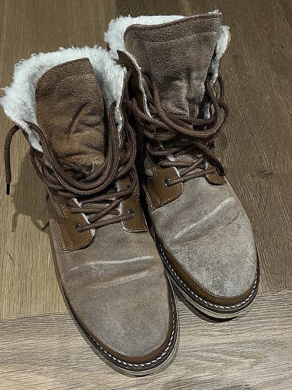 Scarpe da uomo: Bottes d'hiver  – Usato da Puidoux venduto da Amelie.Wytt 3