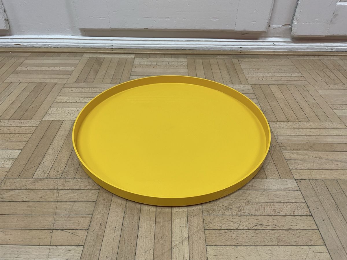 Piatti di portata: Rundes 70s Design Tablett Crayonne Kunststoff Serviertablett – Usato da Zürich venduto da Vintagewiesel 1
