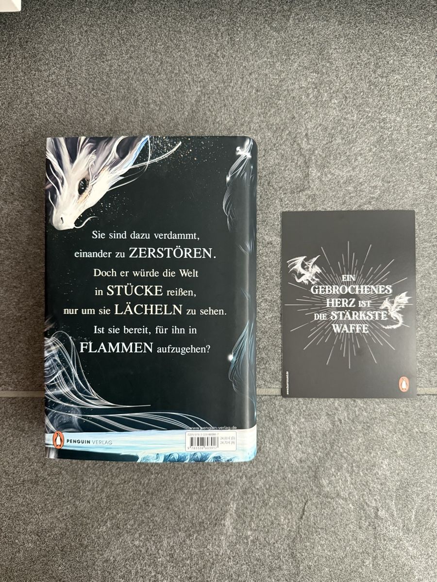Libri: When The Moon Hatched mit Charakterkarte – Usato da Männedorf venduto da mel_st6z 1