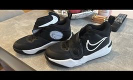 Nike Schuhe, Grösse 35.5 Schwarz/Weiss, Top Zustand!