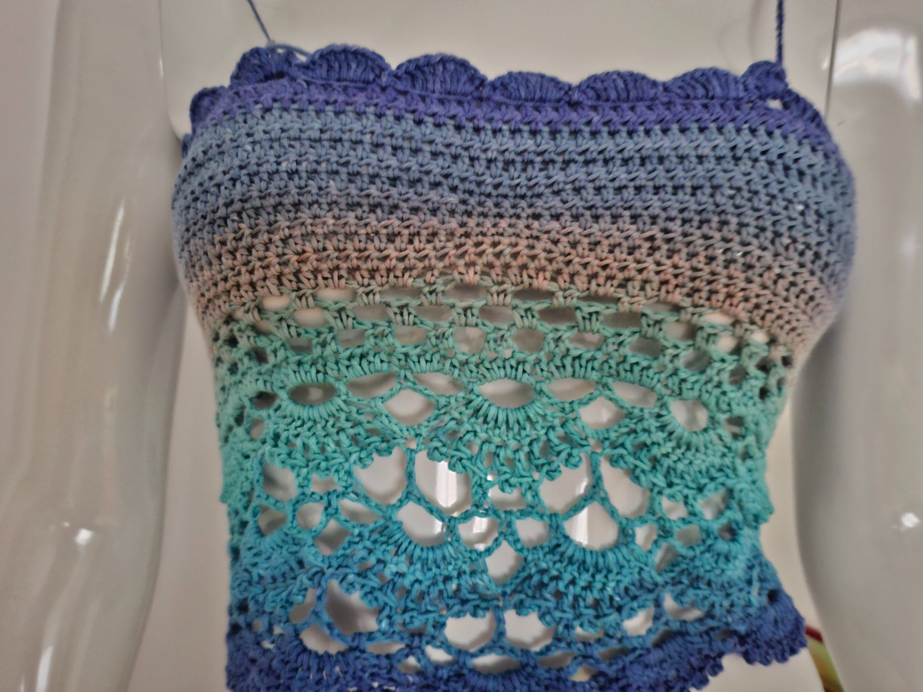 Top: Häkel Bustier Top S/M neuwertig – Usato da St.Gallen venduto da LaMiSa
