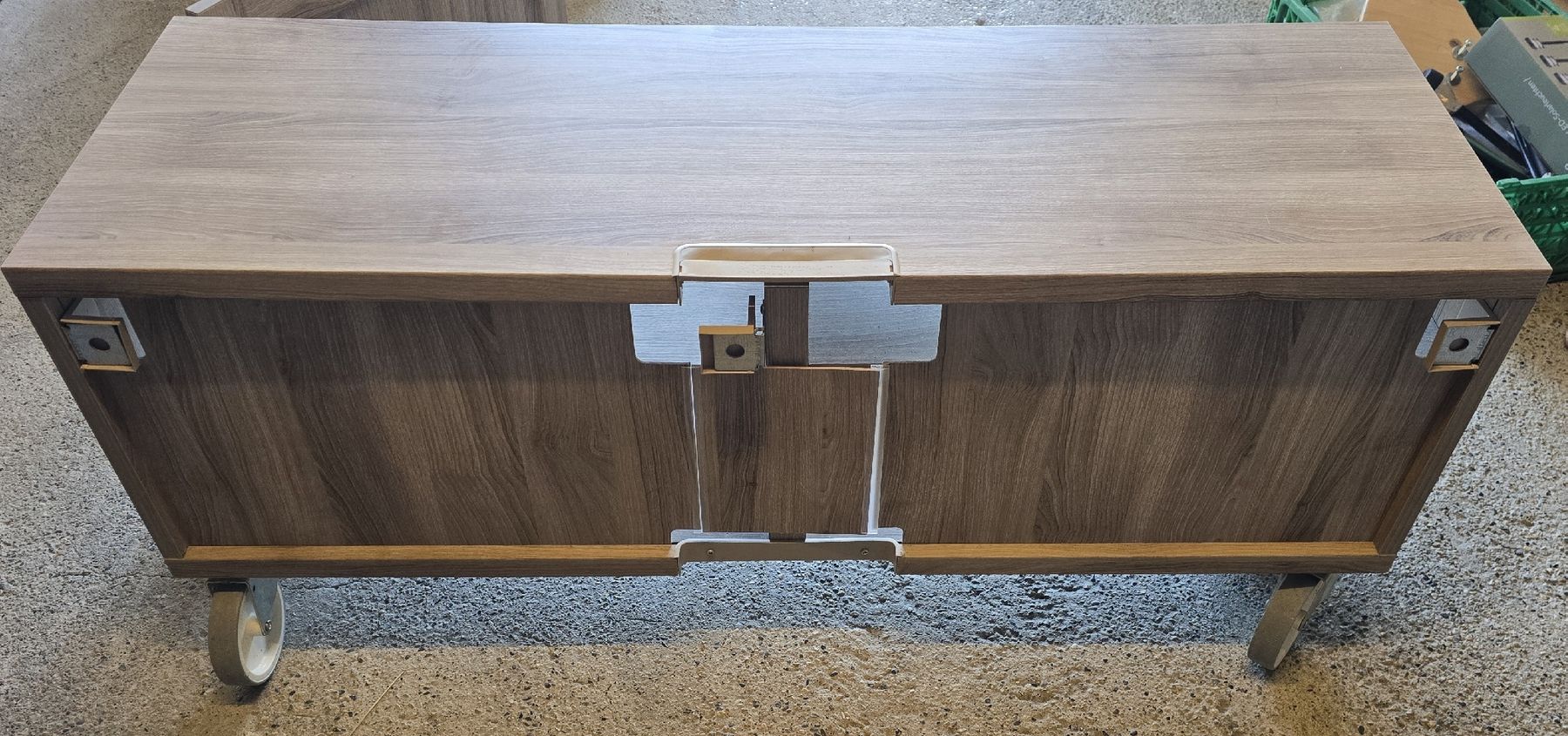 Ikea Mobili TV: meuble TV – Usato da Grandevent venduto da Ganesha25 2