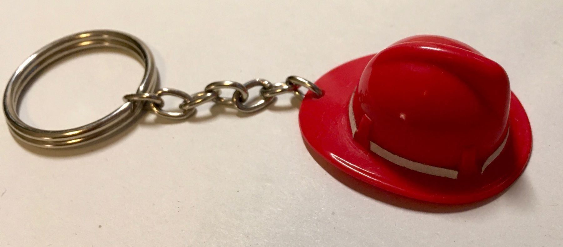 Schlüsselanhänger & - bänder: Porte-clé casque pompier – Gebraucht aus Carouge GE von pierre956