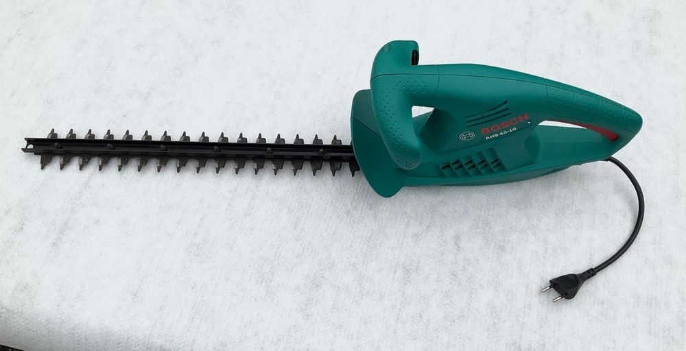Heckenschere Bosch AHS 4516, Schnittlänge 450mm, 420 Watt Kaufen auf