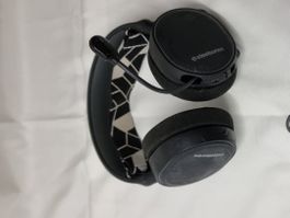 Gaming Kopfhörer Steelseries Arctis 3 Black mit Bluetooth