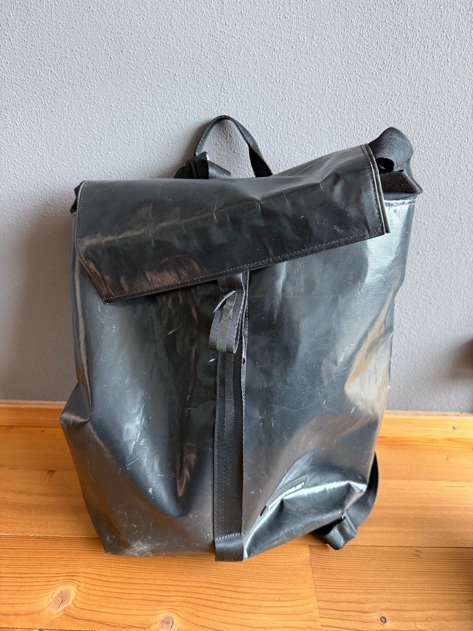 Freitag Rucksäcke: Freitag Clapton F155 | uni schwarz – Gebraucht aus Grosshöchstetten von Volis