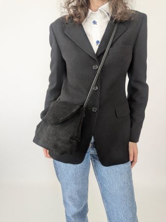 Schwarze Umhängetasche aus Wildleder Pieces