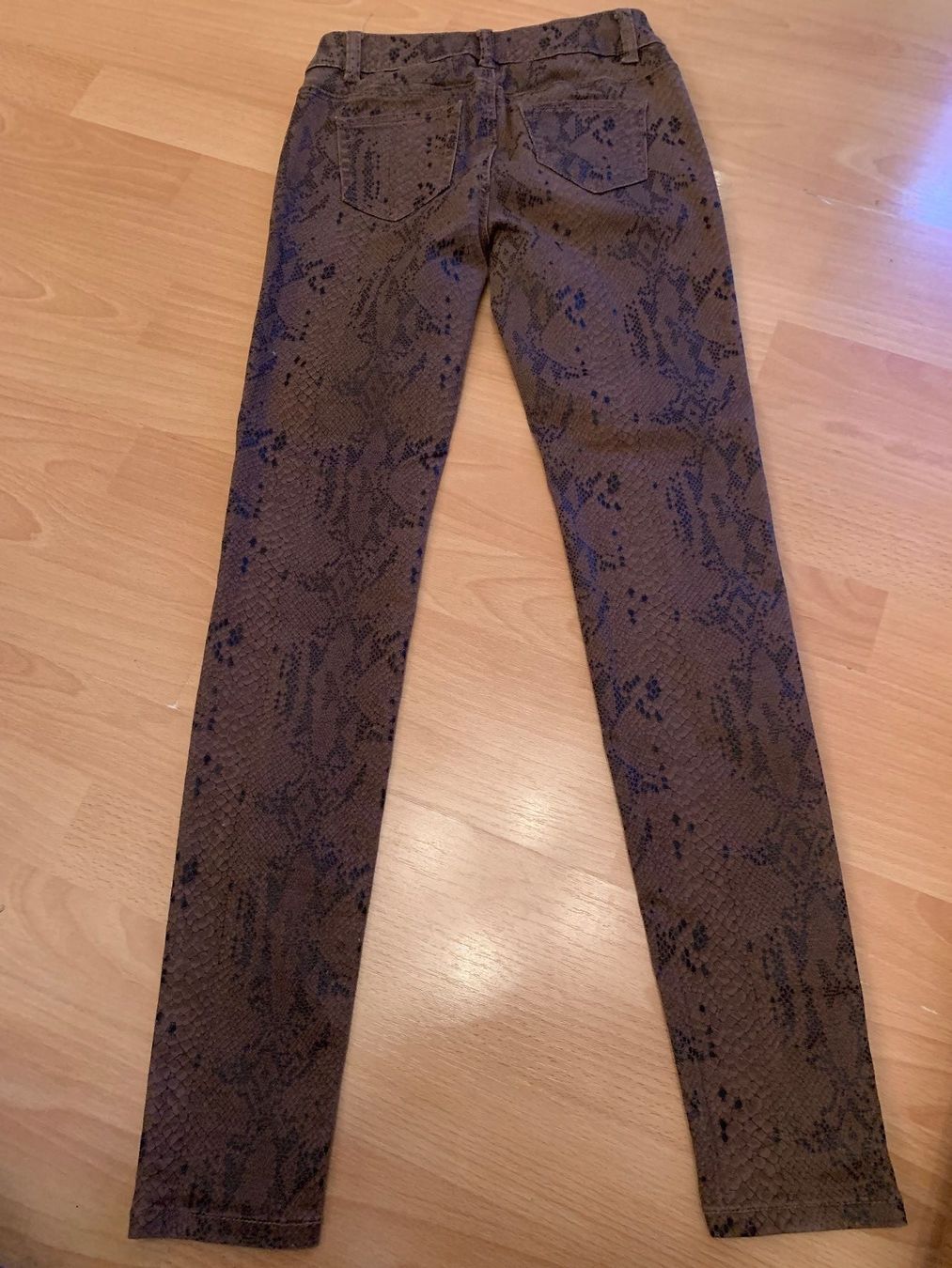 Morgan Hosen: Joli pantalon Morgan t. 32 – Gebraucht aus MEYRIN von Gwendo10 1