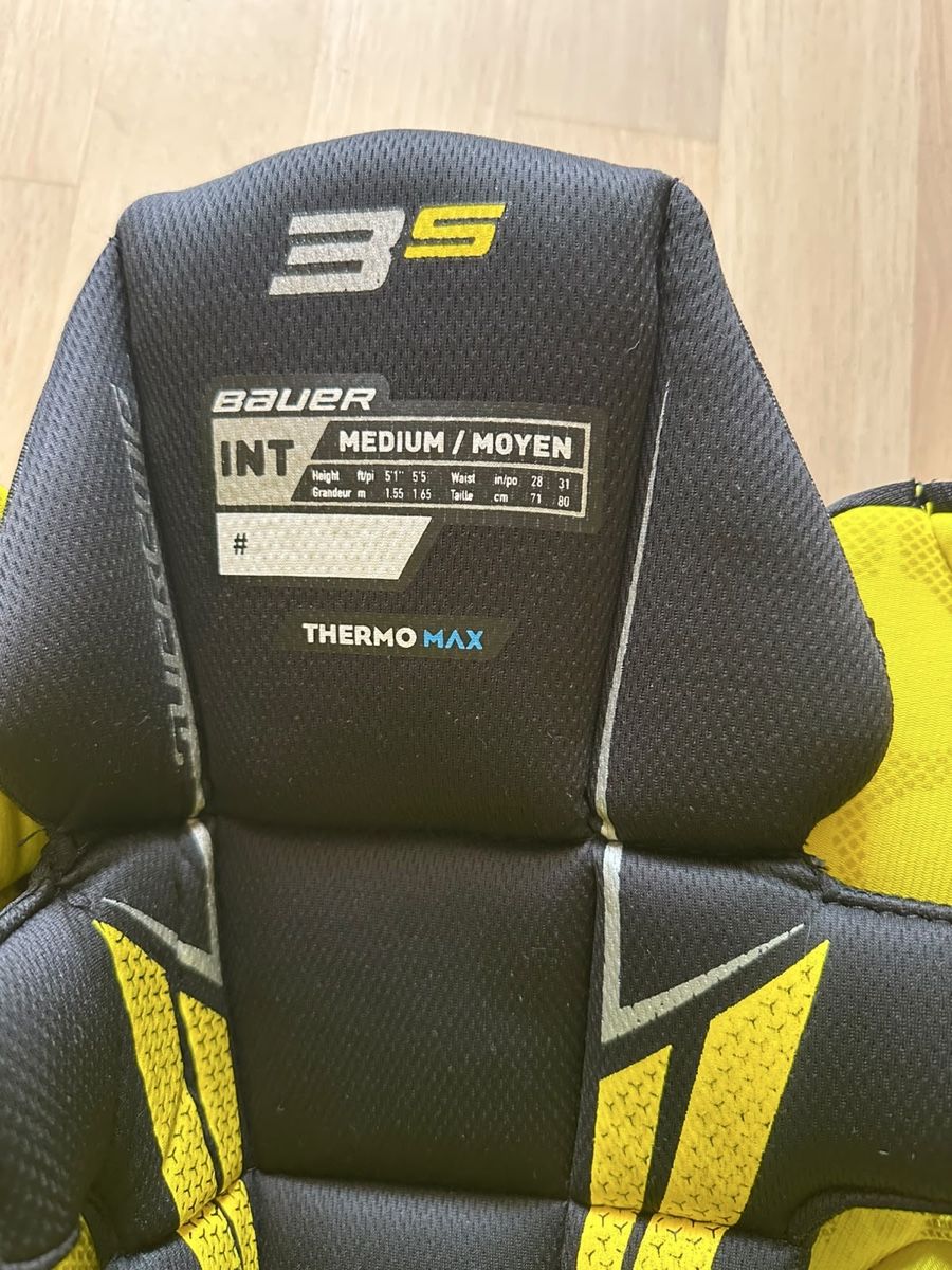 Bauer Protections: Hockeyausrüstung Bauer – D'occasion à Ipsach par Ermoso 3