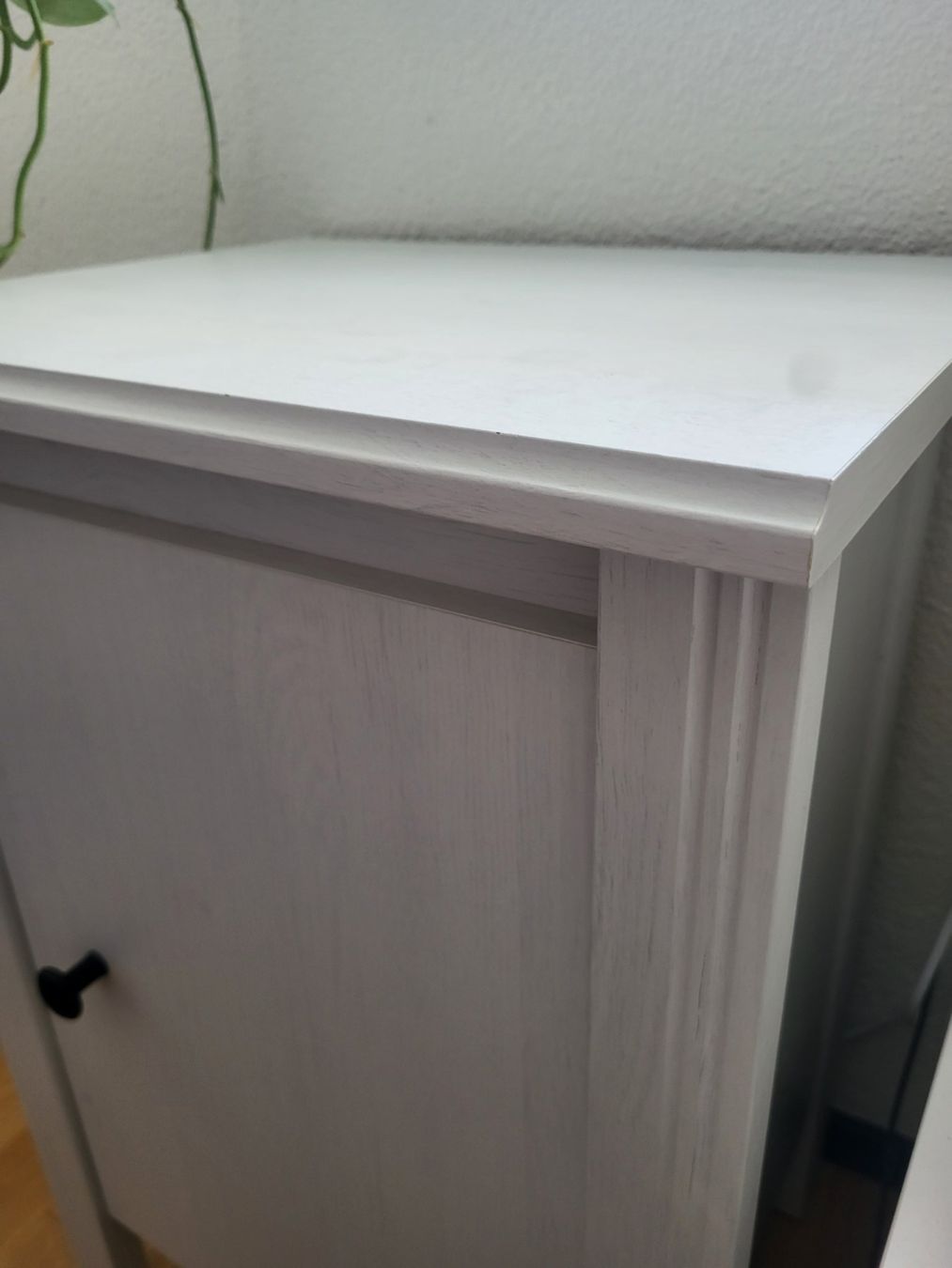 Ikea Tables de nuit: Ikea Nachttisch – D'occasion à Luzern par phy_7jft 2
