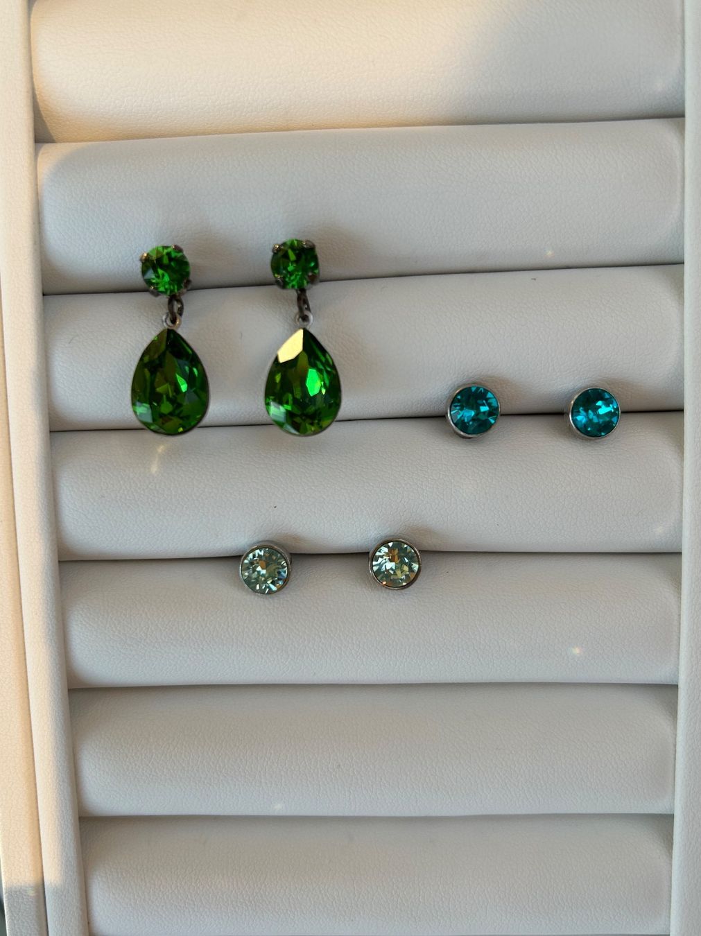 Altri gioielli: Ohrstecker-Set mit Swarovski-Steinen Nr. 5 – Nuovo (secondo la descrizione) da Rothenburg venduto da stacostaco 1