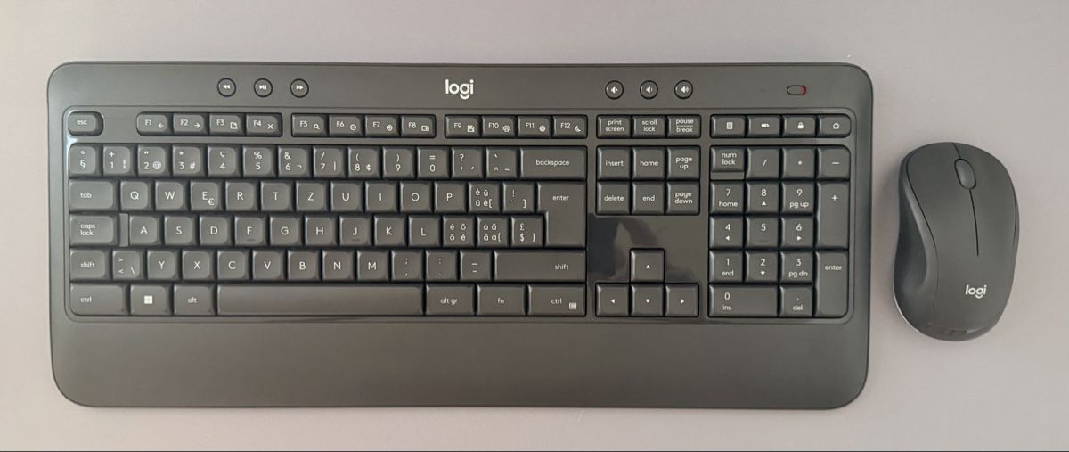 Logitech Tastiere: Logitech K540 + M310 – Nuovo (secondo la descrizione) da Yverdon-les-Bains venduto da guigui_1976