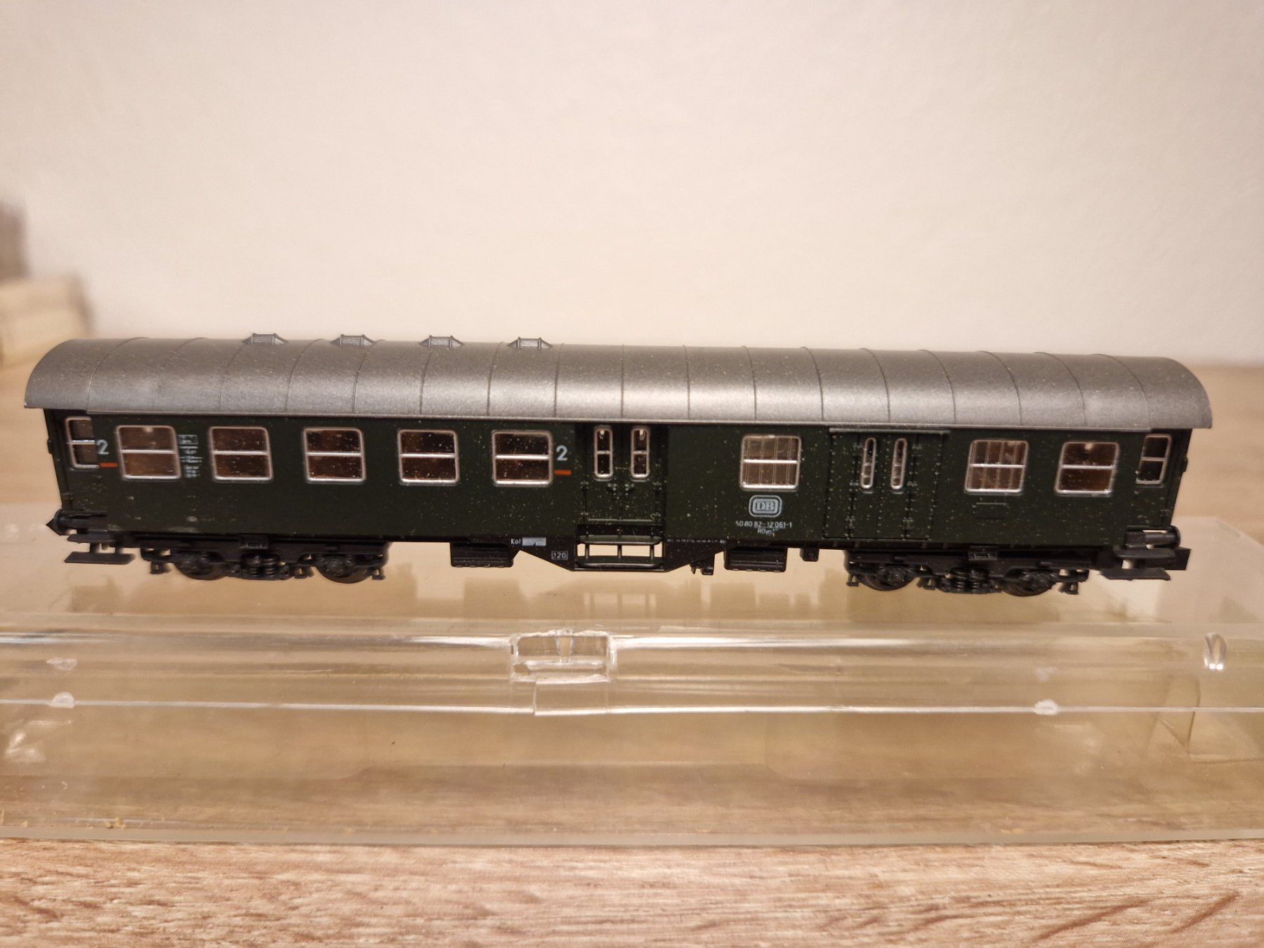 Roco Modellini di ferrovie: Roco N 2255 Personenwagen 2.Kl DB – Usato da St-Aubin-Sauges venduto da tantome