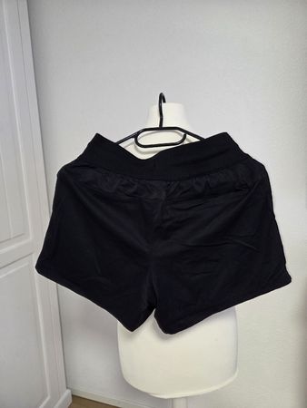Bequeme Sportshorts, The North Face, Schwarz Gr.S