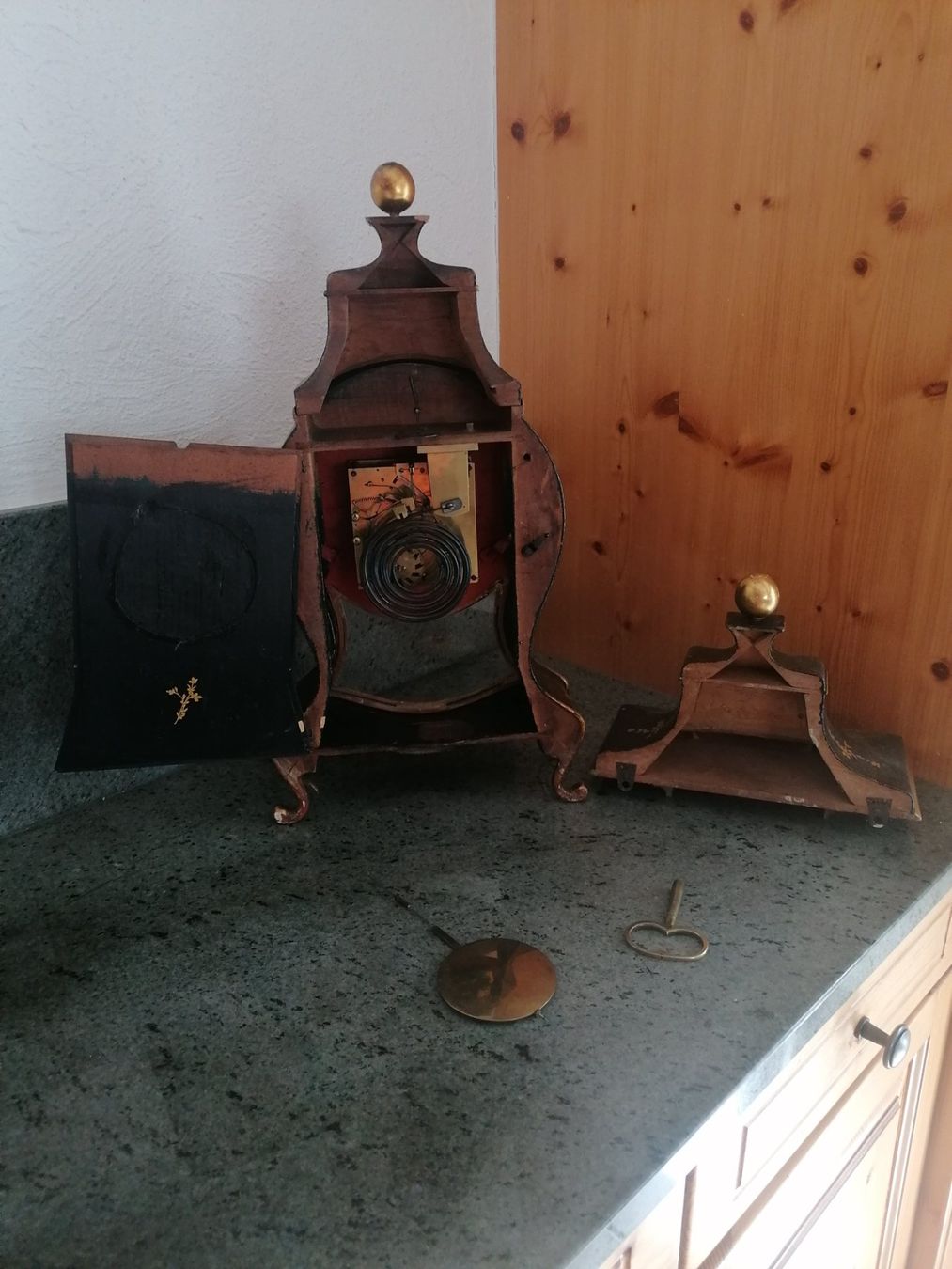 Orologi da terra & Orologi da parete: Neuenburger Pendule – Usato da Altendorf venduto da knu_86m6 1