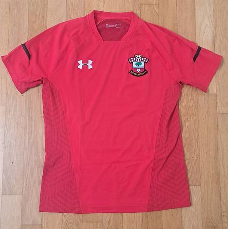 "Familie-Set" Fussballtrikots F.C. Southampton