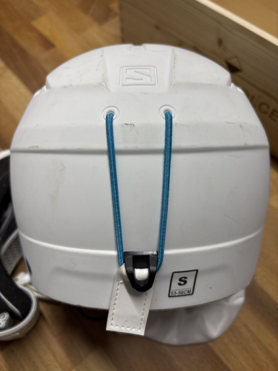 Salomon Caschi: Salmon Ski helmet + goggles – Usato da Zürich venduto da kam_ysh2 2