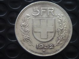 Silber 5 Fr.  1952  Auflage nur 0,15 Mio.  -  Ungereinigt  -