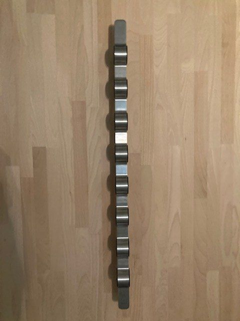 Supporti a parete: Design Weinhalter – Usato da Horgen venduto da BerndSells 1