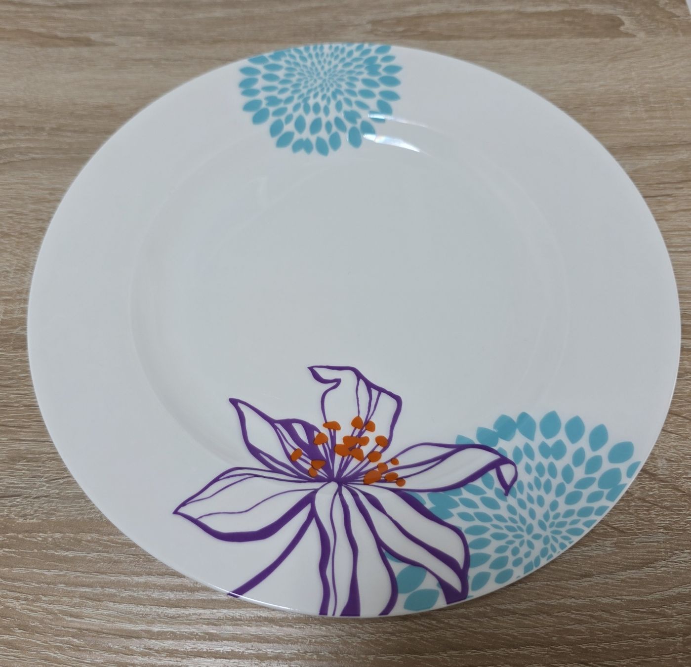 Piatti: Teller mit Blumenmuster – Usato da Steffisburg venduto da ang_7fcj