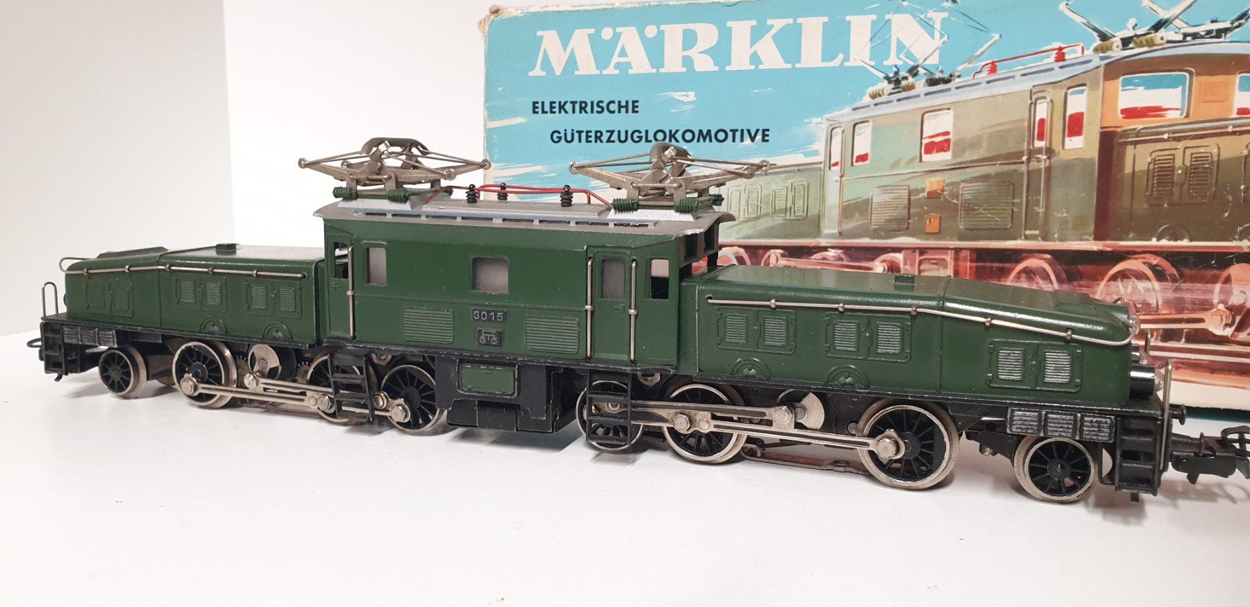 Märklin Modelleisenbahnen: Märklin SBB Krokodil H0/AC  3015 – Gebraucht aus Geroldswil von TopTrain54 1