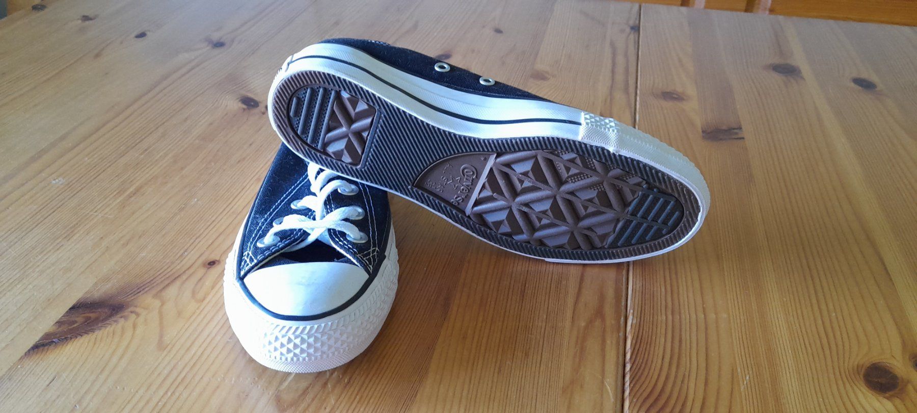 Scarpe per ragazze: Turnschuh gr. 3,5 – Nuovo (secondo la descrizione) da Nesslau venduto da Churfirsten08 1