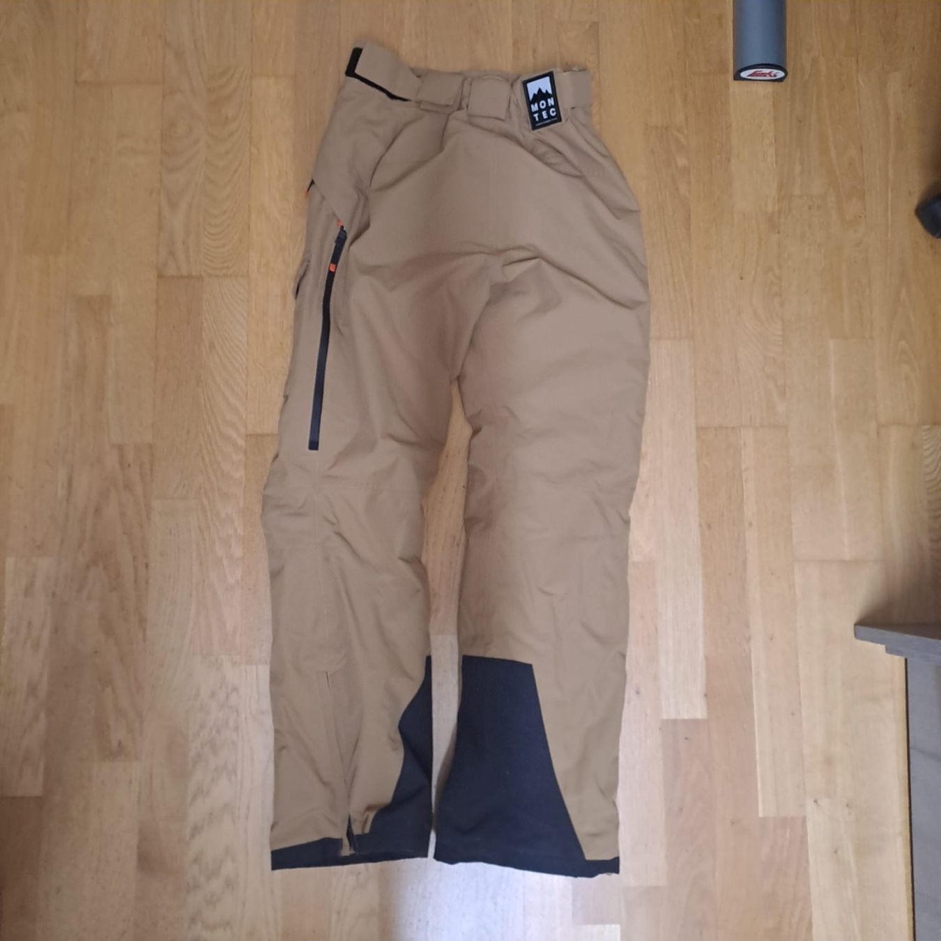 Montec Pantalons: Skihose Montec XS – D'occasion à Zollikofen par johnnyy07l 1