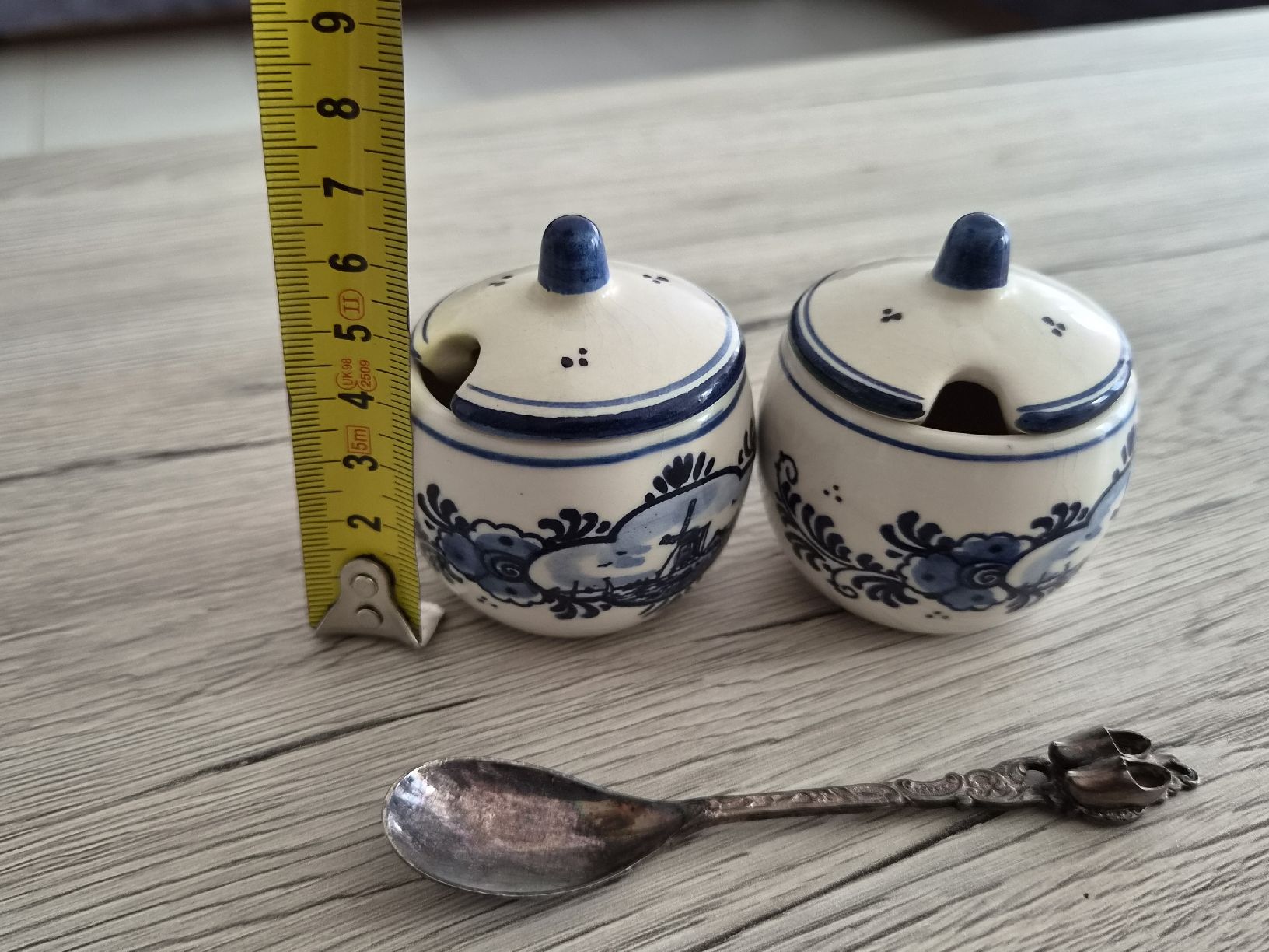 Zuccheriere: Vintage Delft Blau Handgemalte Töpfe /mit Löffel – Usato da Bülach venduto da Recherchieren 1