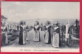 APPENZELL - TÄFELI-JUNGFRAUEN VOR DER PROZESSION, 28.4.1912